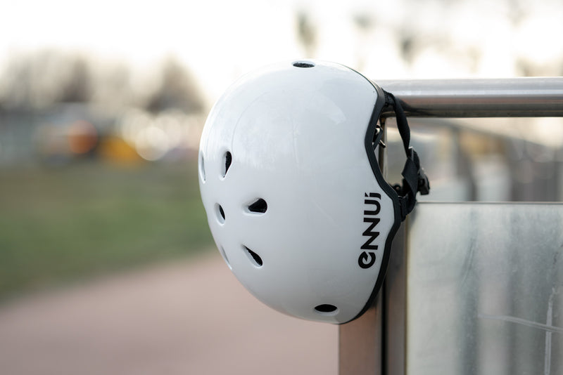 Ennui helmet Elite White | Sport Station.